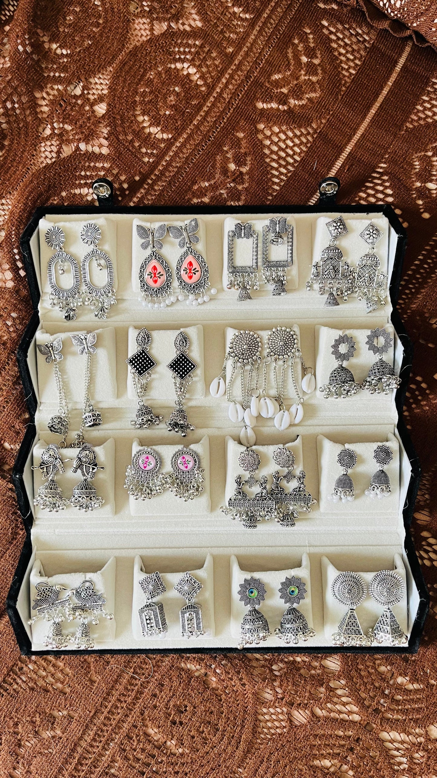 Jhumka set