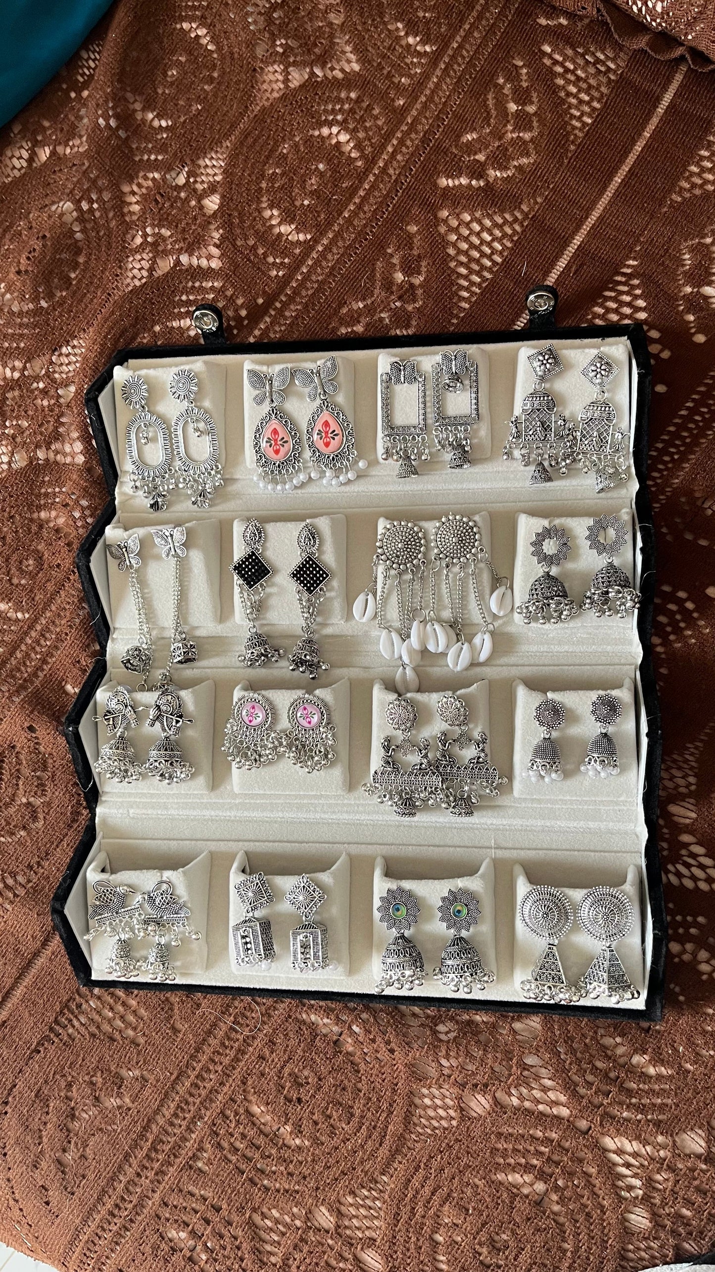 Jhumka set