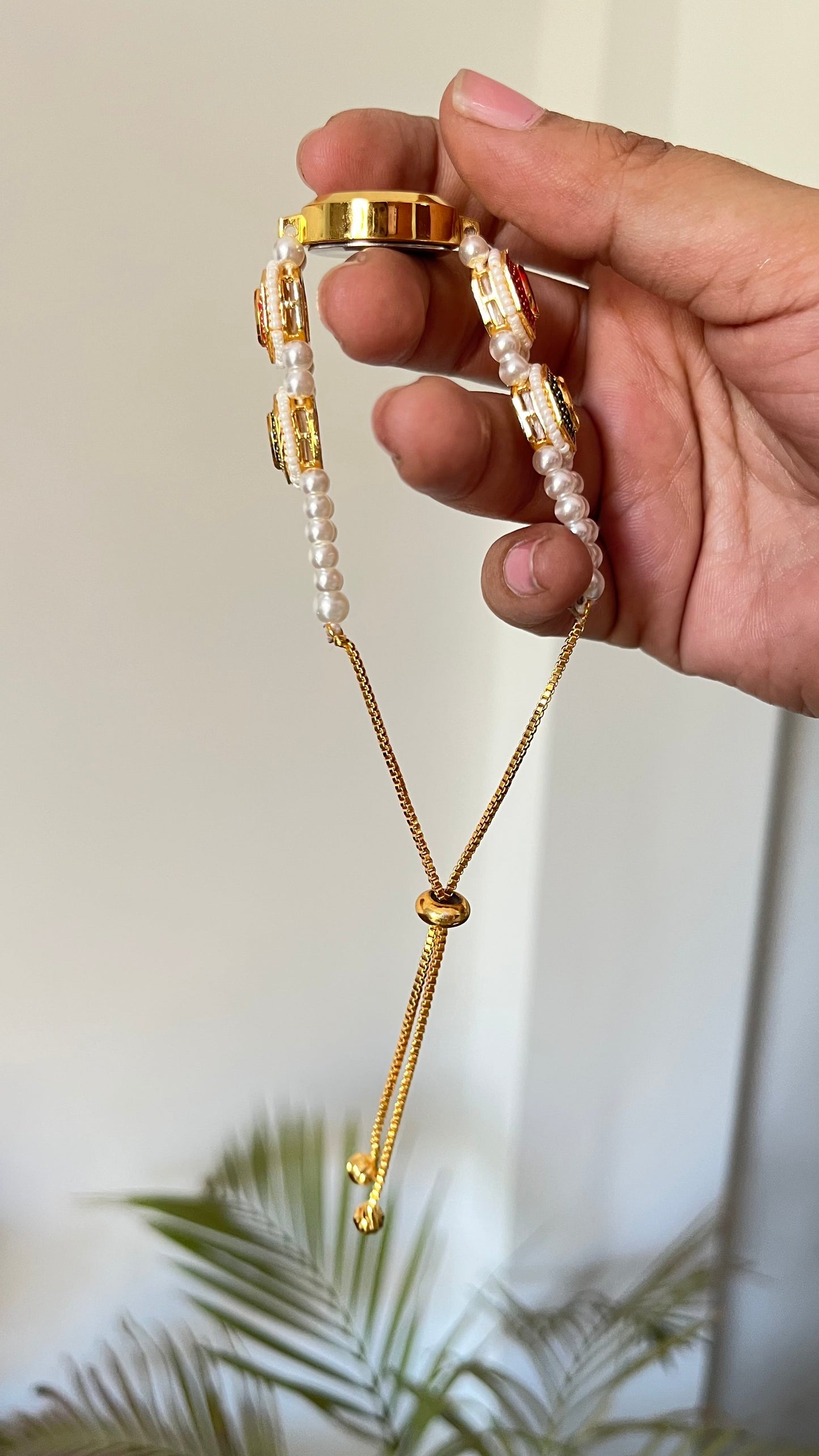Kashmiri watch pearl