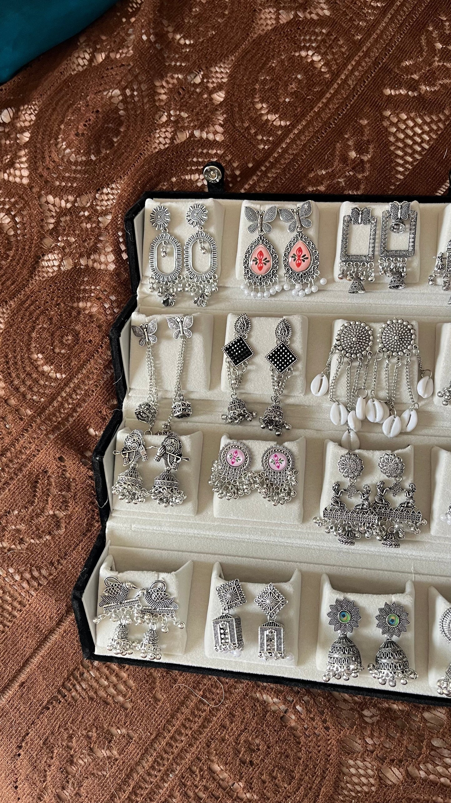 Jhumka set